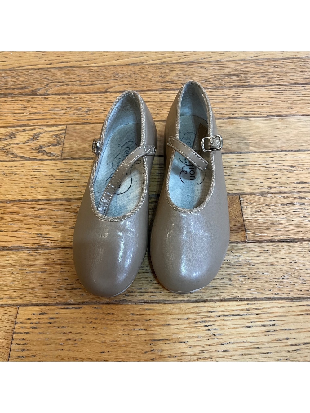 Girls' Beige Mary Jane Tap Shoes Size US 2.0